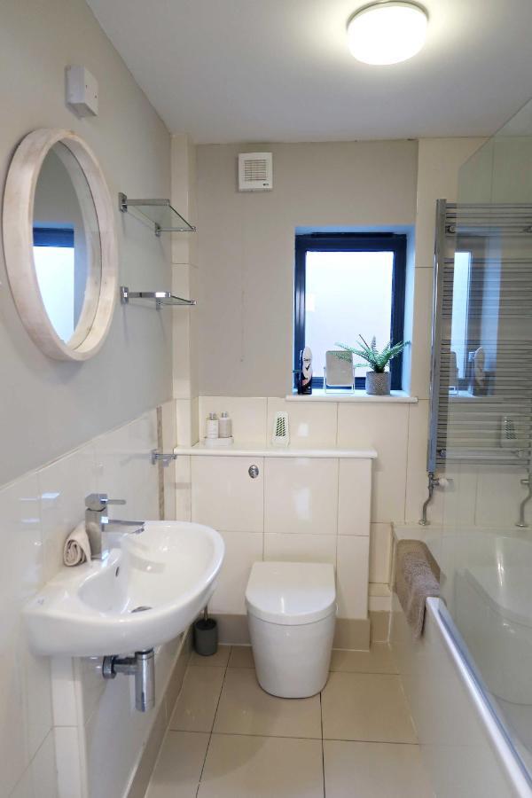 3 The Mews Montpellier Villa Cheltenham Ngoại thất bức ảnh